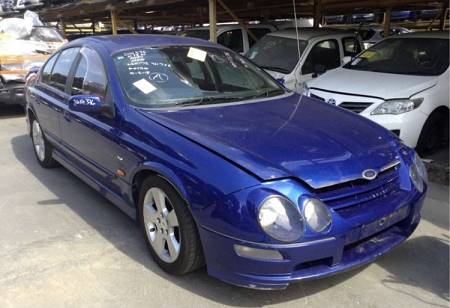 WRECKING 2001 FORD AUIII FALCON XR8 FOR PARTS